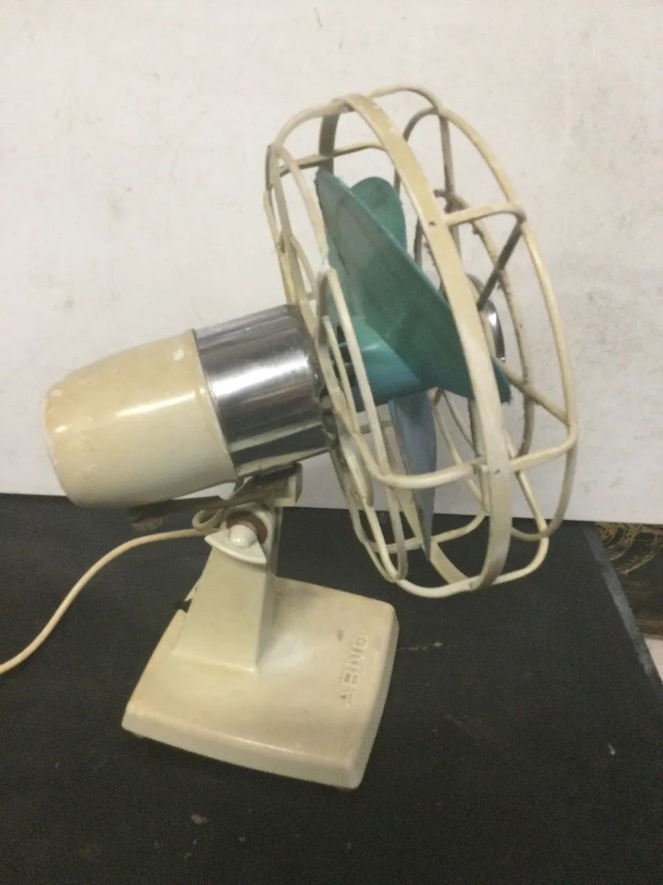 Ventilador antigo arno