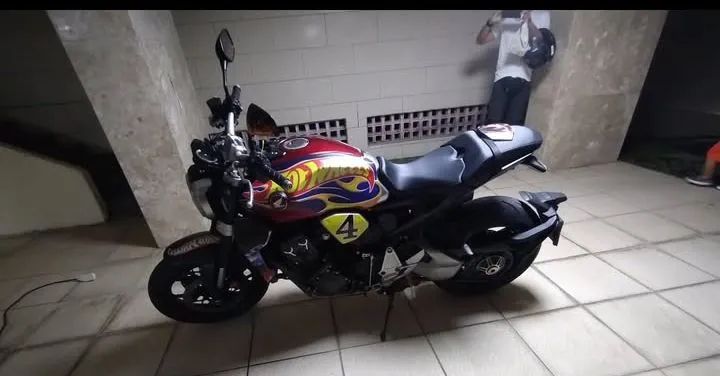 Adesivação automotiva - Foto 2