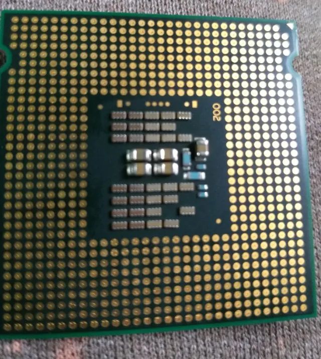 Processador Core 2 Quad Q8200 (socket 775) - 100% funcionando - Foto 4