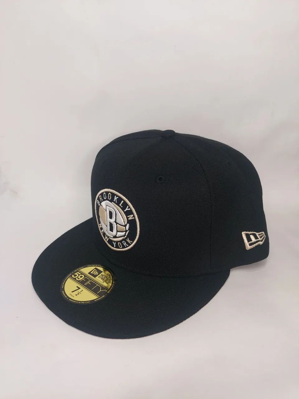 Boné Brooklyn Nets preto - New Era - aba reta - Nba - Basquete - 59fifty  - Foto 3