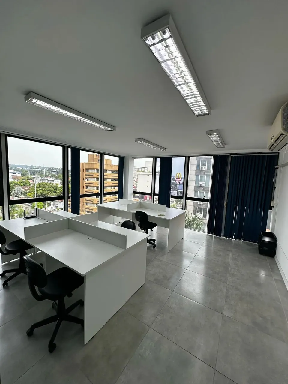 Sala/Conjunto para aluguel tem 66 metros quadrados em Centro - São Leopoldo - Rio Grande d