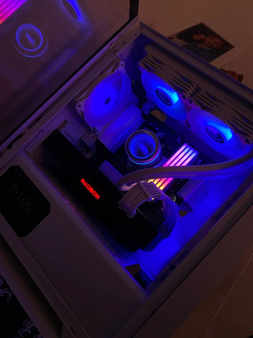 PC gamer Ryzen 5 5600 com RX6750xt 12gb 