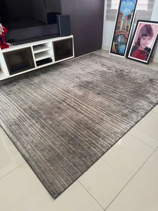 Tapete cinza para sala usado 450,00