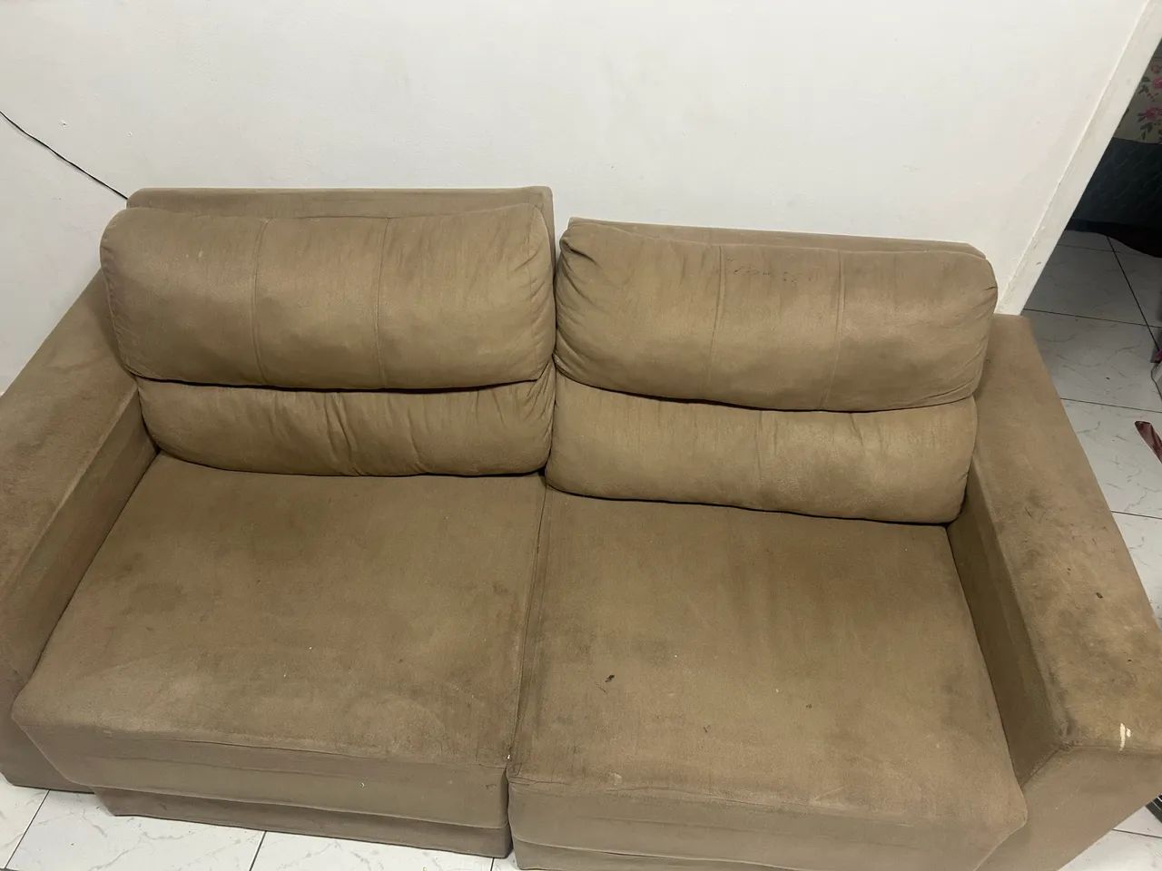 Sofa 64573908875394121