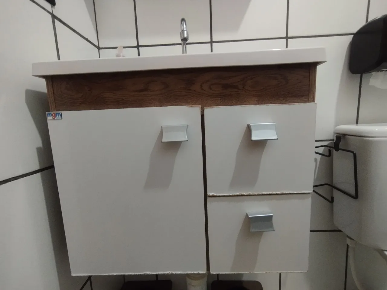 Conjunto gabinete mais espelheira