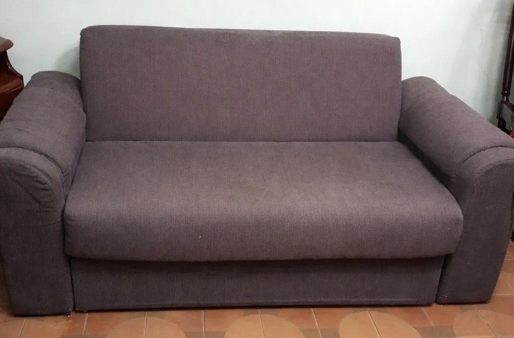 2-Seat Sofa Bed – Comfortable and Functional
64842071136898120