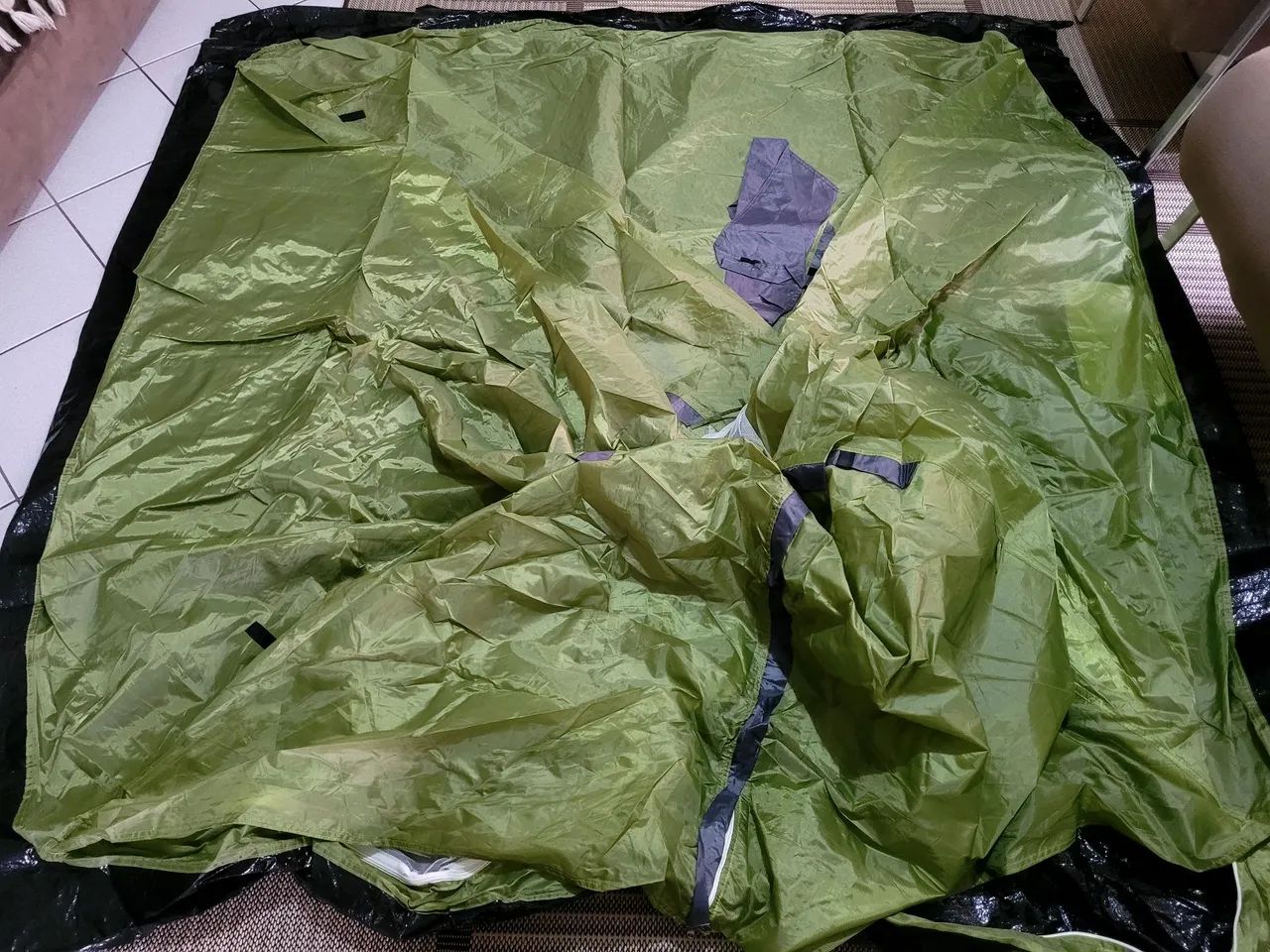 Barraca de camping pra 2 pessoas, mas cabe 3 tranquilo.  - Foto 3