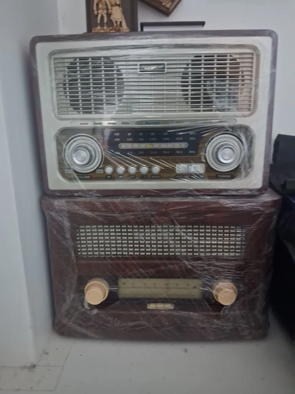 Rádio antigo vintage