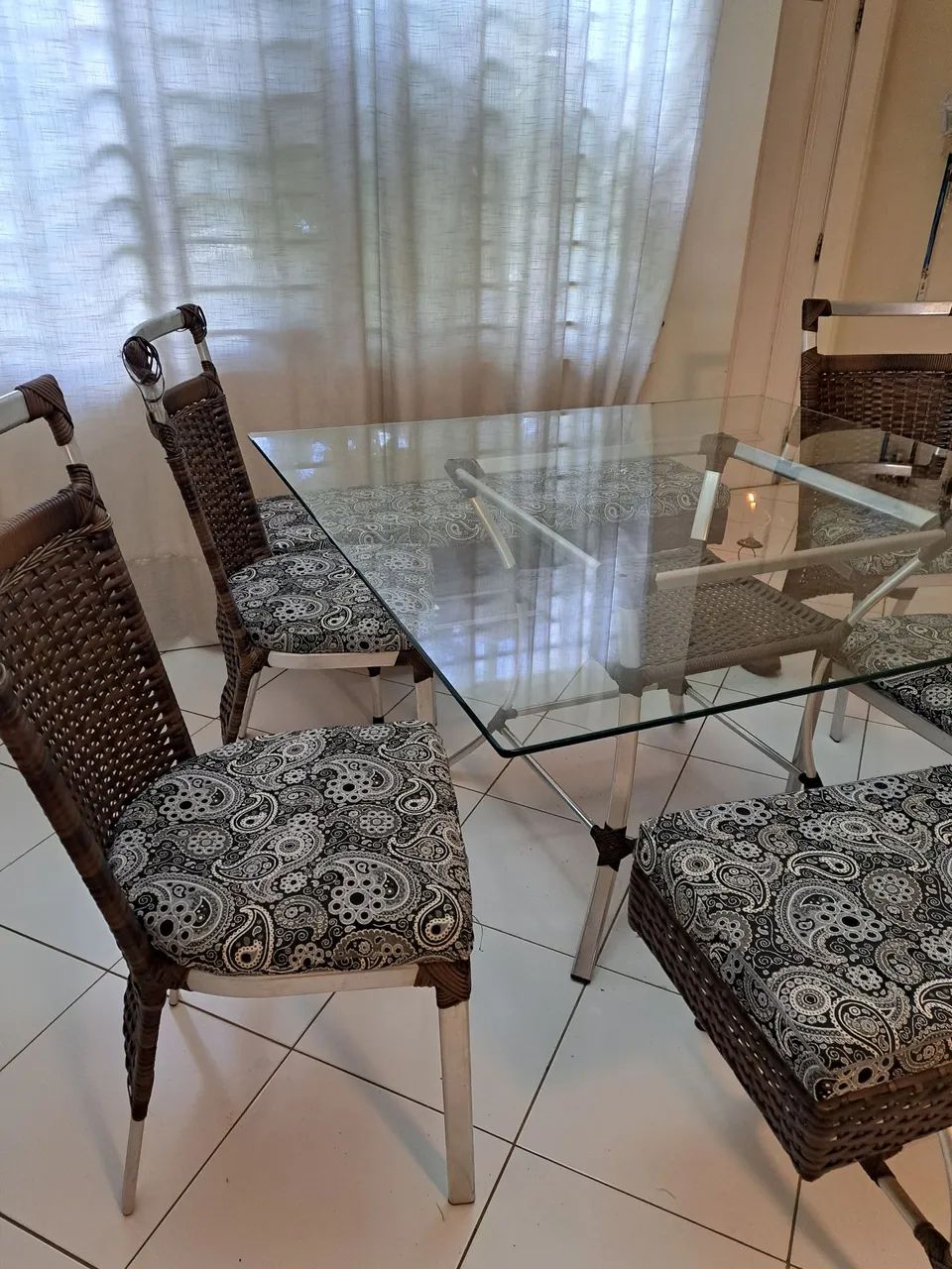 Mesa de jantar64209948046978120