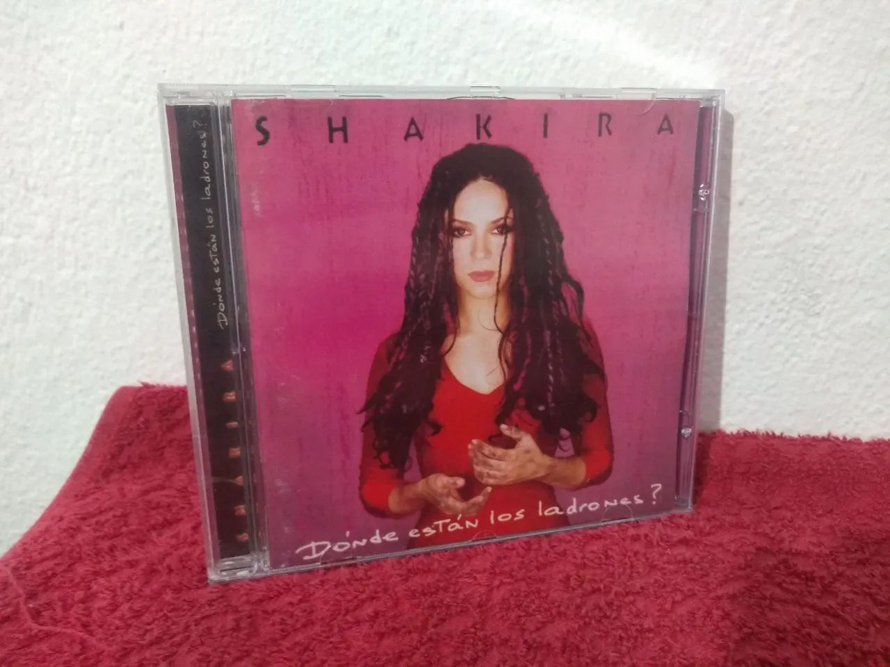 CD Shakira - Dónde Están Los Ladrones?