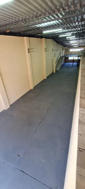 Galpão no centro da cidade.(oportunidade)