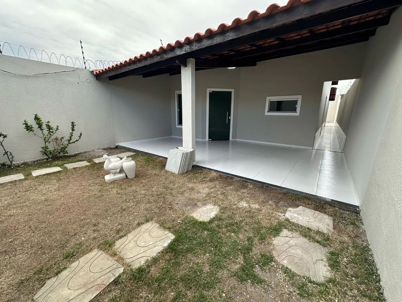 CASA 3/4 SENDO UM SUITE!  - Foto 5