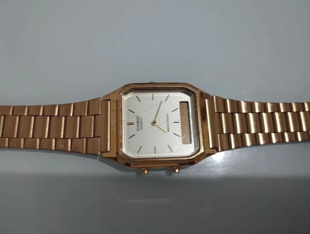 Relógio Casio Analógico e Digital Dourado - Foto 4