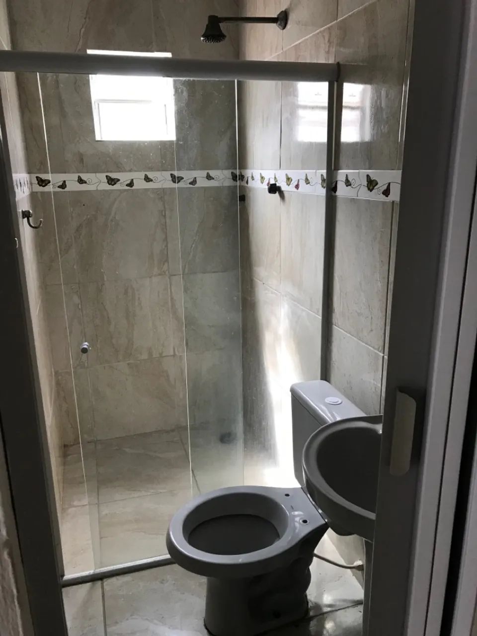 Alugasse casa primeiro andar no bairro Dois unidos  ao antigo terminal de ônibus  - Foto 4