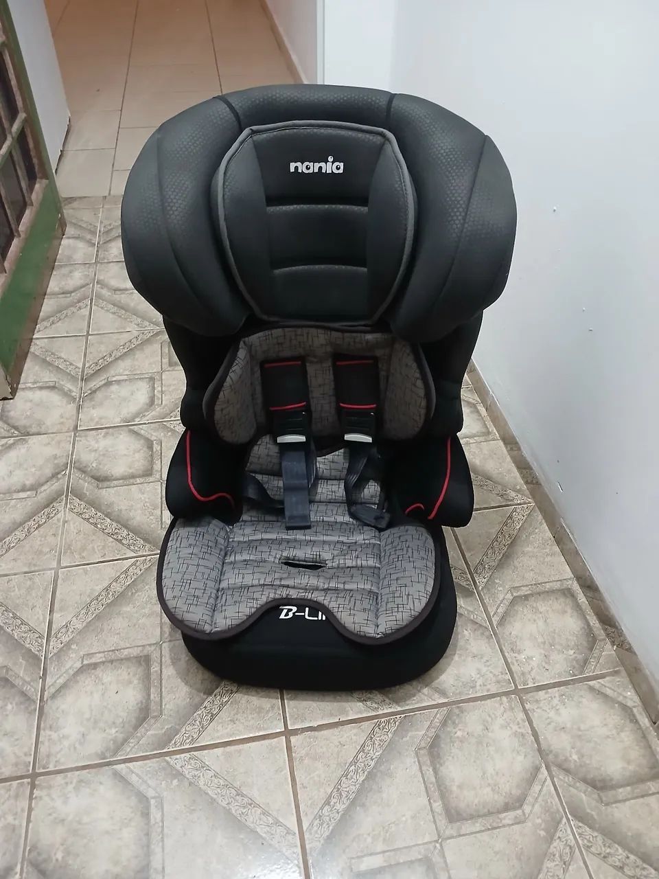 Cadeirinha que vira assento para carro - Foto 3