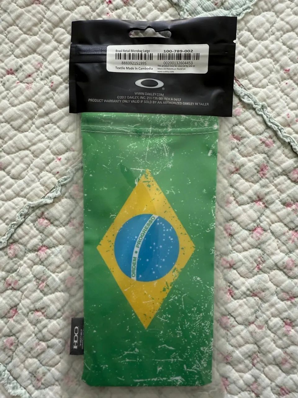 Estojo Oakley Brasil - Novo e Original - Foto 2