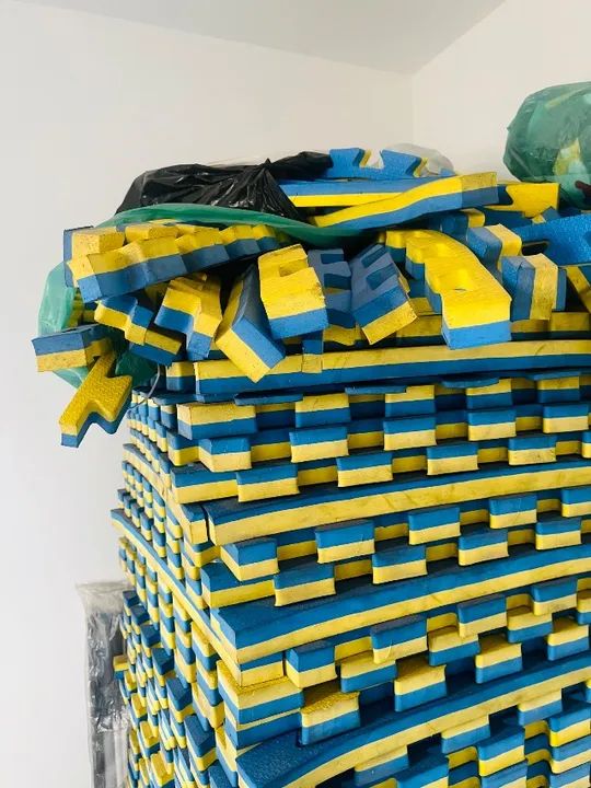 Tatame 1,00 X 1,00 X 40mm Dupla face Azul/Amarelo - Foto 5