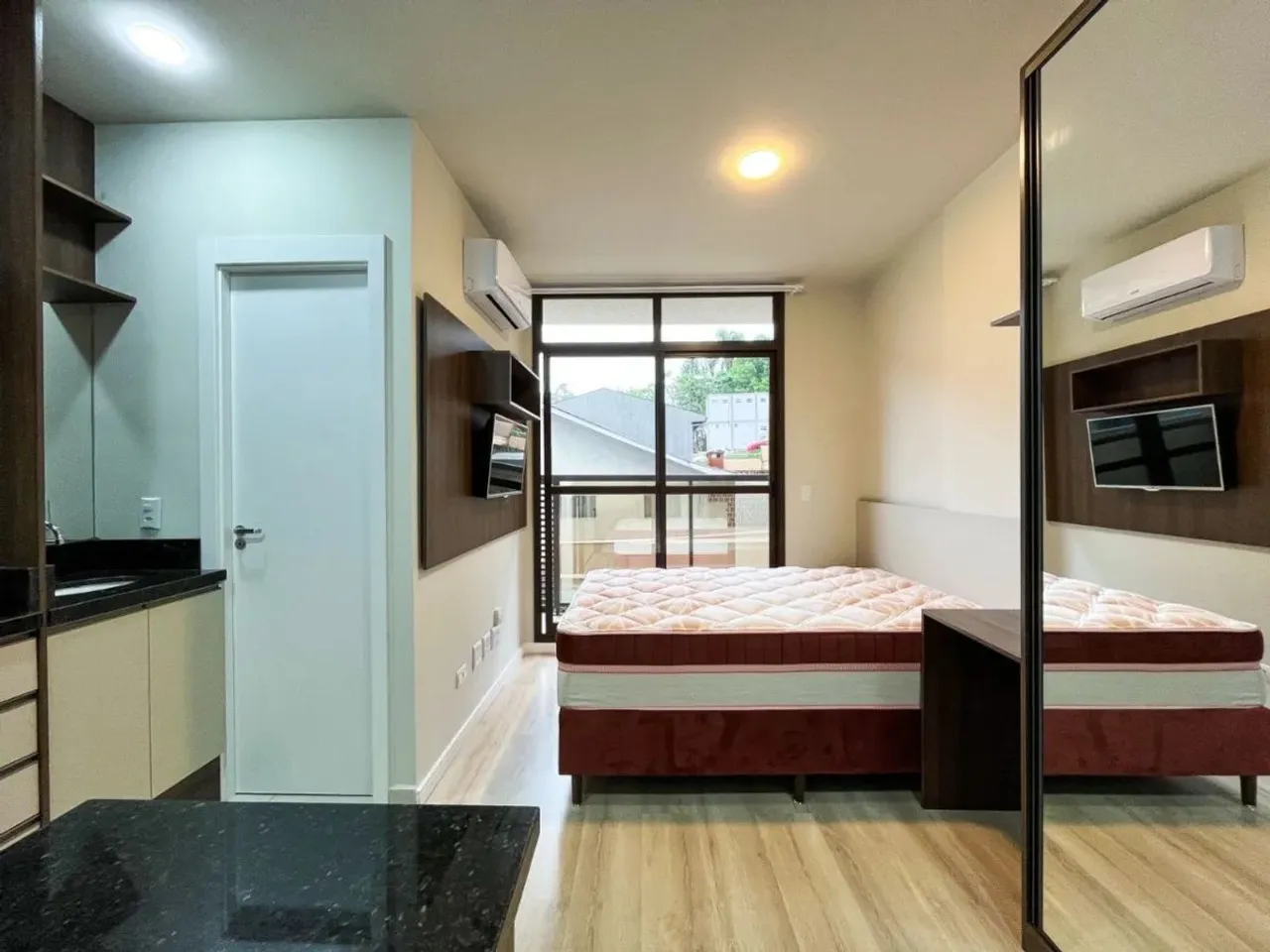 Studio Mobiliado 39m² no Ecoville Com Garagem - Curitiba/PR