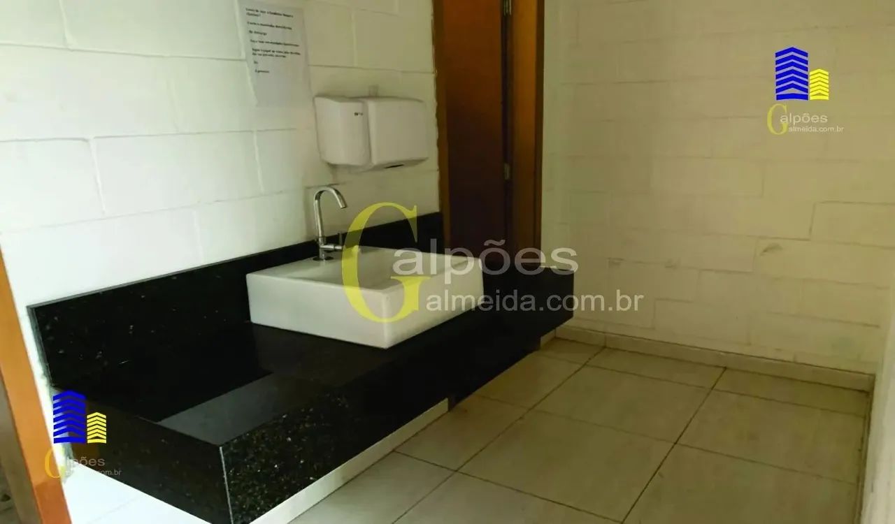 Pavilhão/Galpão à venda no bairro Parque Jandaia - Carapicuíba/SP - Foto 7