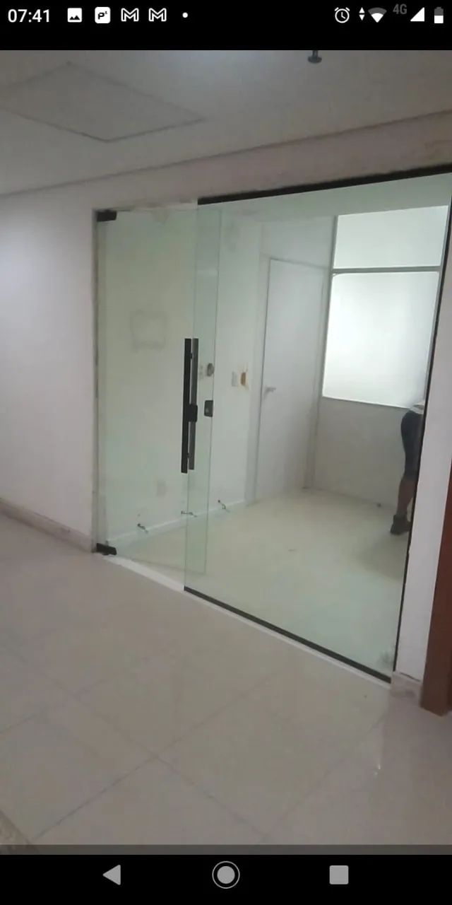 Vidraçaria e serralheria 