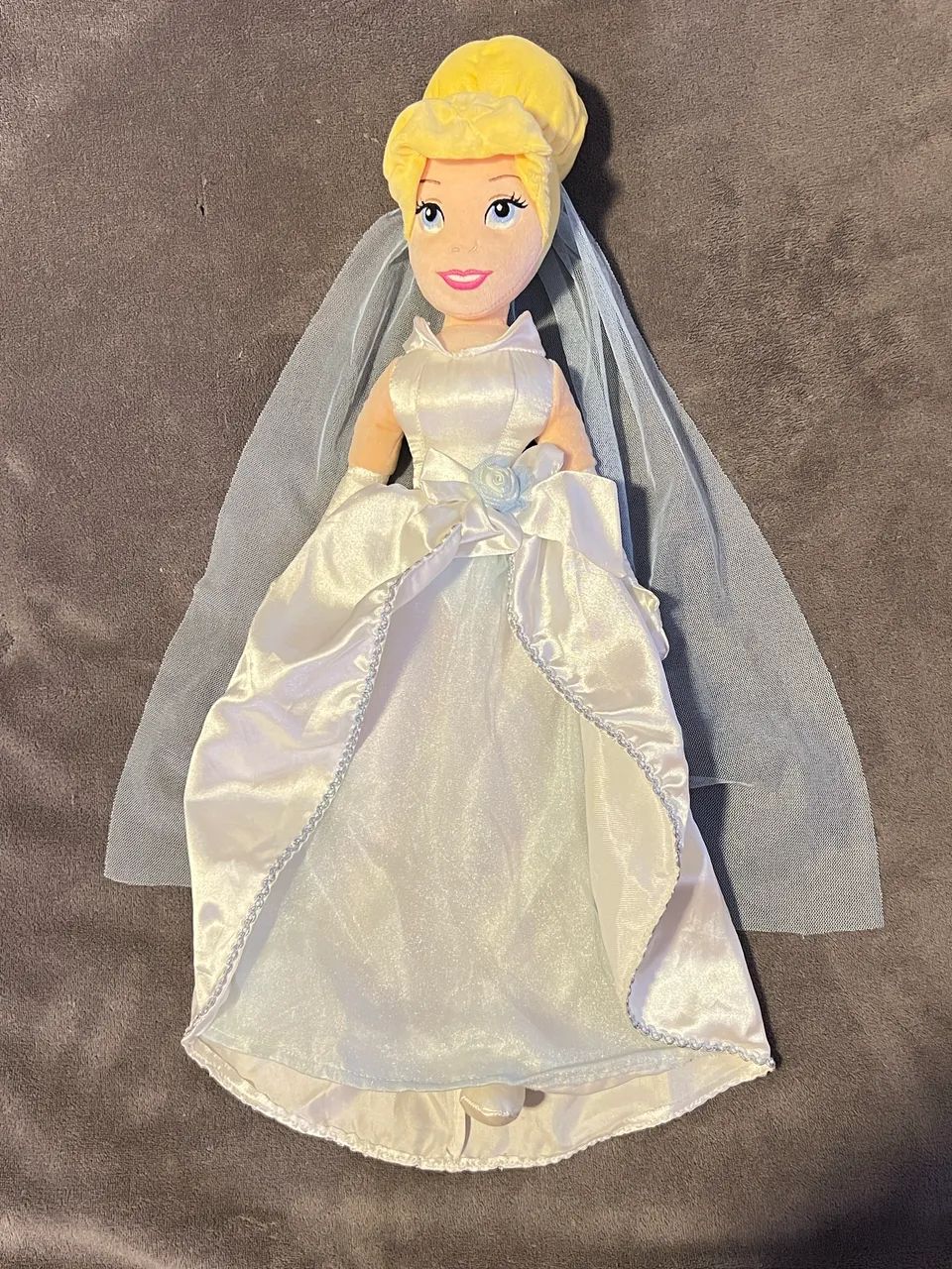 Boneca Cinderela Noiva Disney 