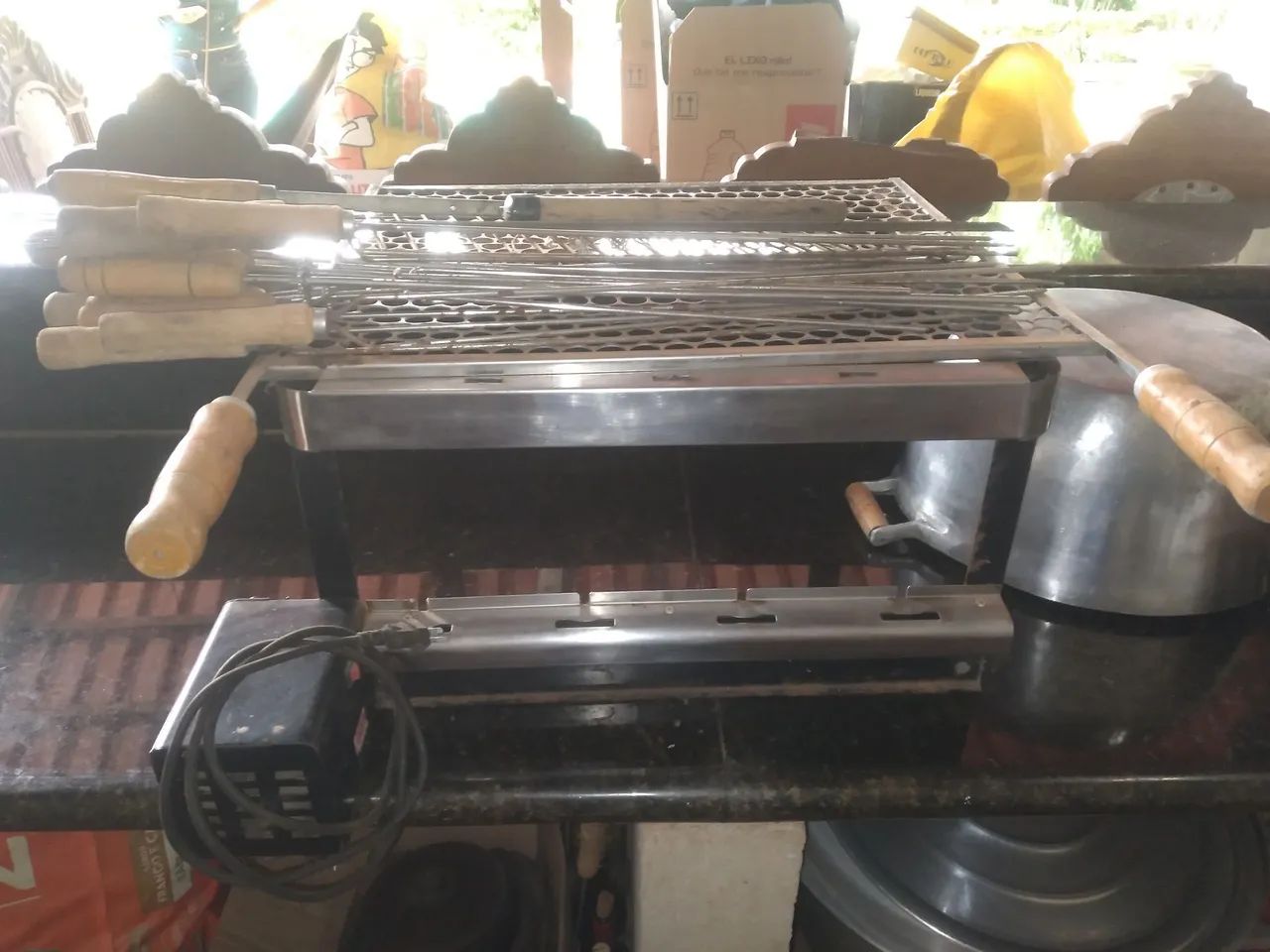 Churrasqueira Elétrica - Foto 2