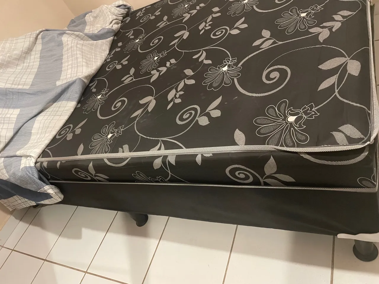 Cama Box Casal