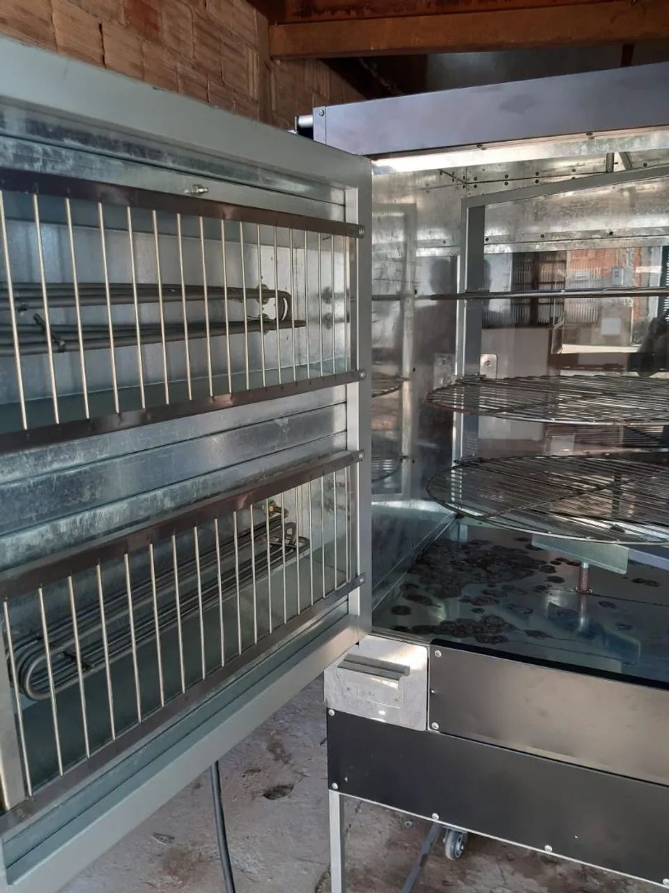 Forno Elétrico Industrial - Perfeito para sua cozinha!