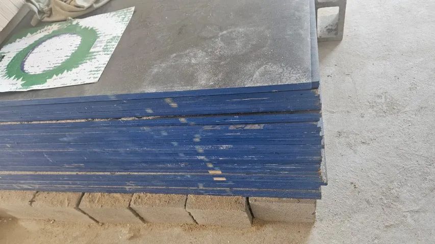 Madeirite resinado plastificado 2.20x1.10 naval novos 16mm - Foto 2