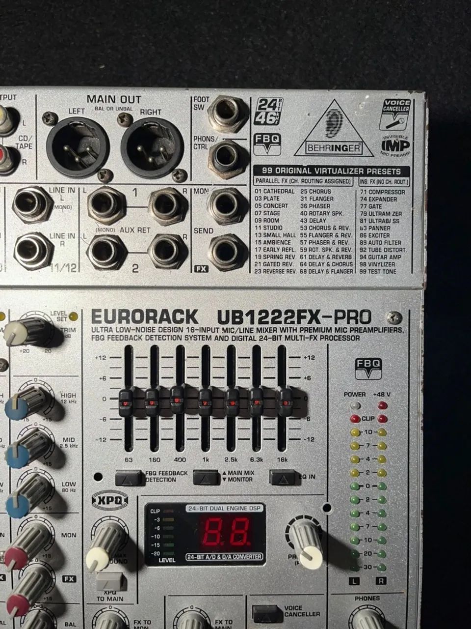 Mesa de Som Behringer Eurorack 1222FX-PRO - Ótimo Estado! - Foto 5