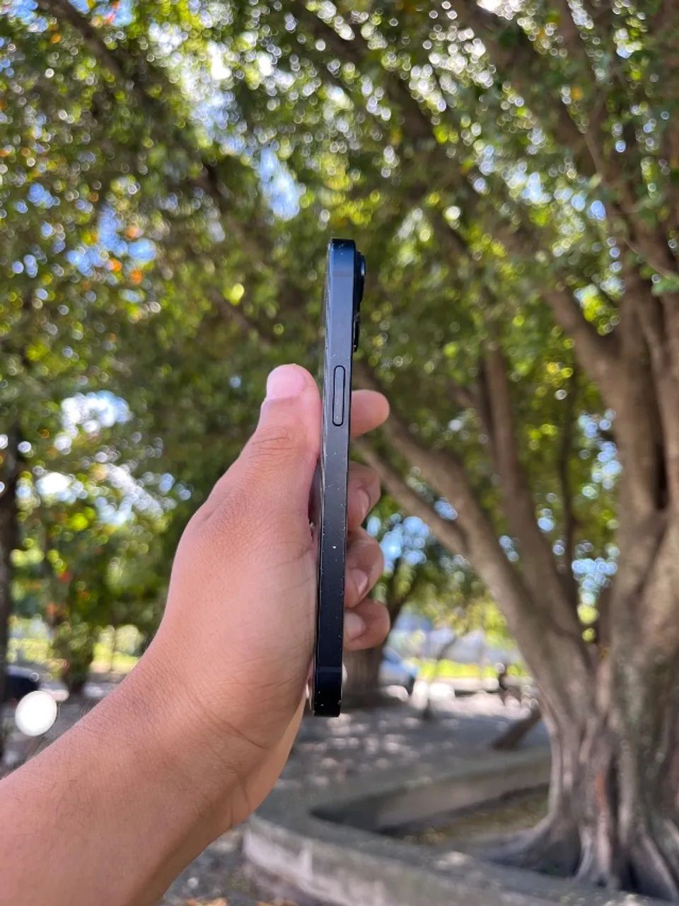 IPhone 14 Preto - nada trocado + acessorios  - Foto 3