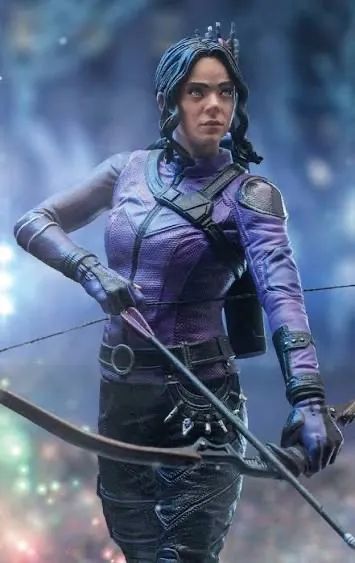 Kate bishop iron studios action figure - Foto 4