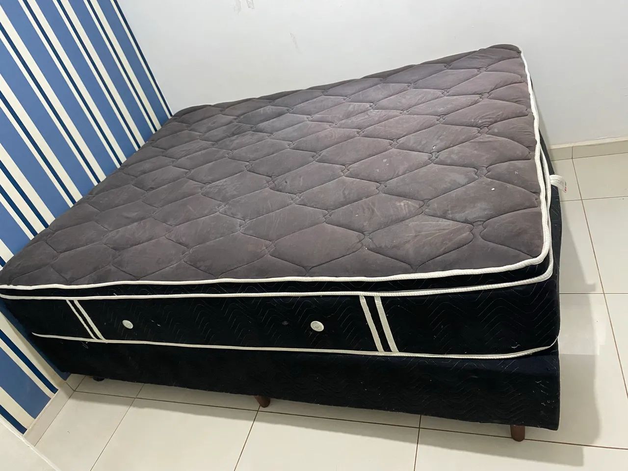 Cama Queen Size usada - Foto 4