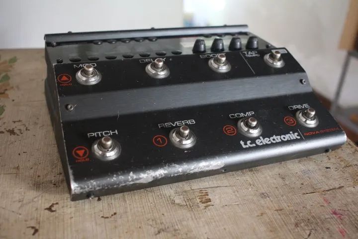 Pedaleira Nova System TC Electronic