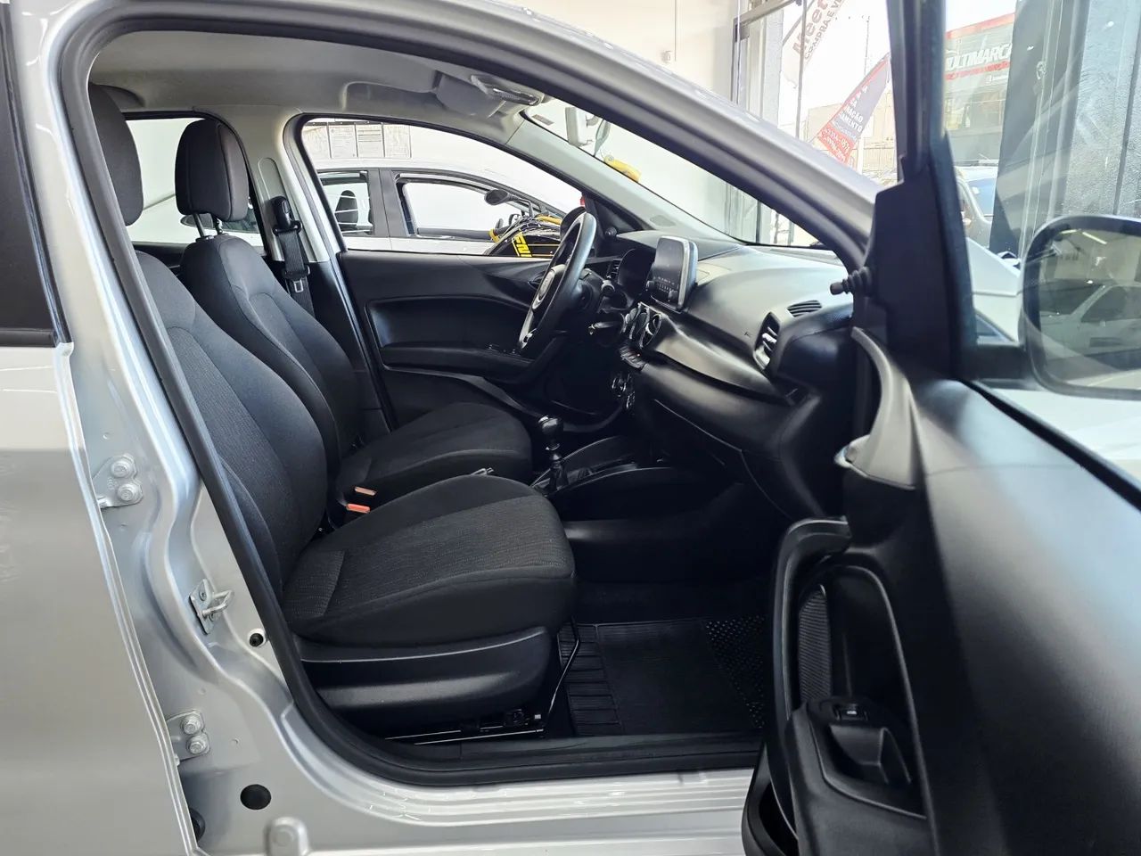 Fiat Cronos Drive 1.3 8V Flex 2024 - Foto 5