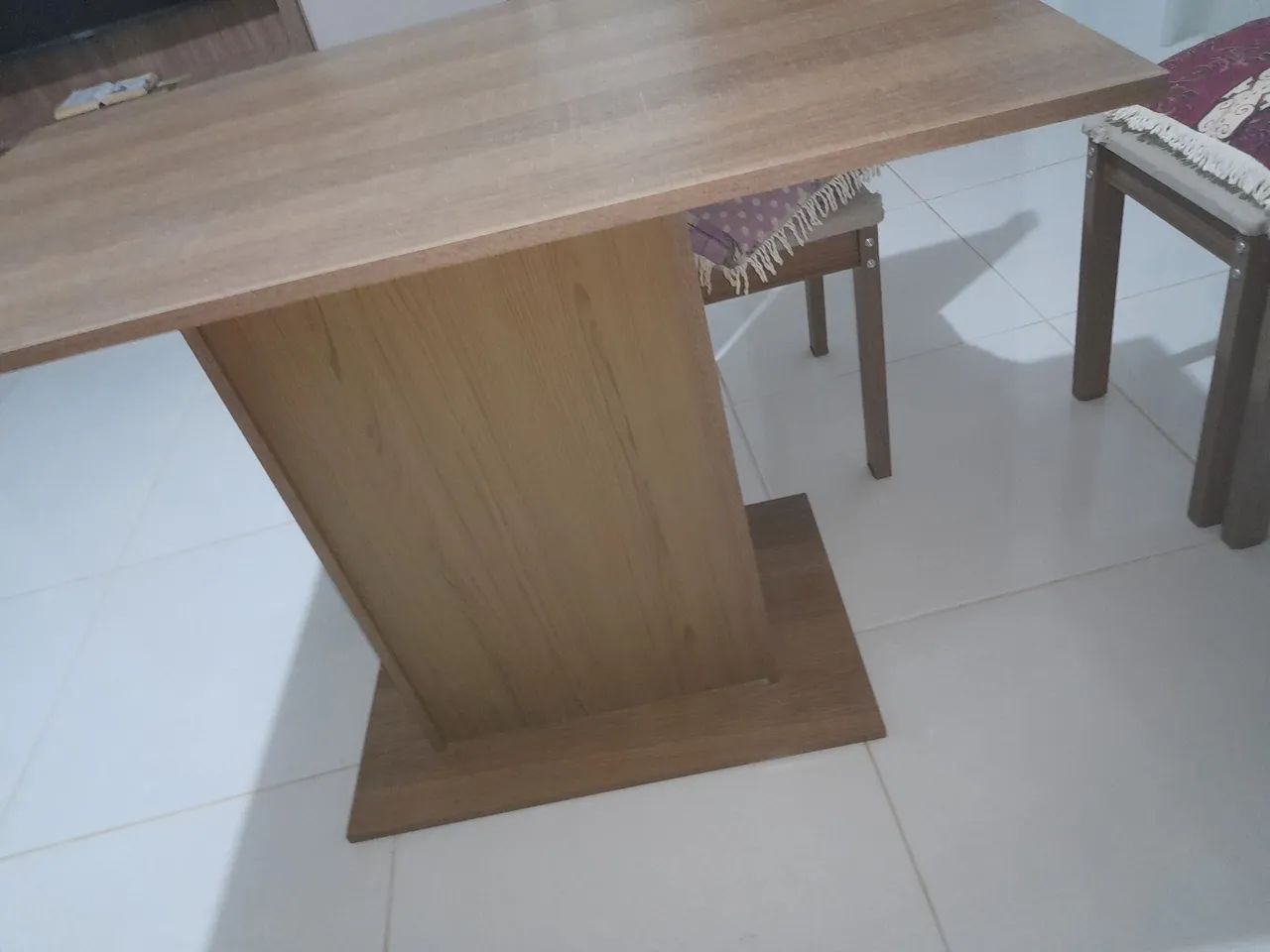Sofa + mesa + 4 cadeiras - Foto 3