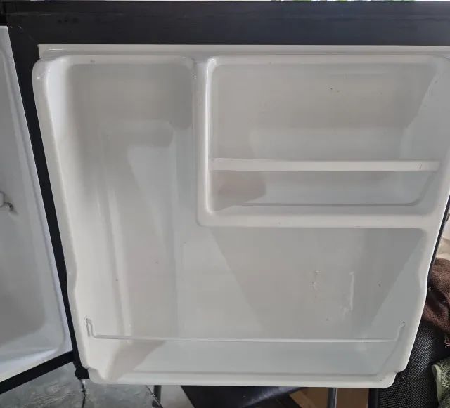 Frigobar Midea 47 litros  - Foto 2