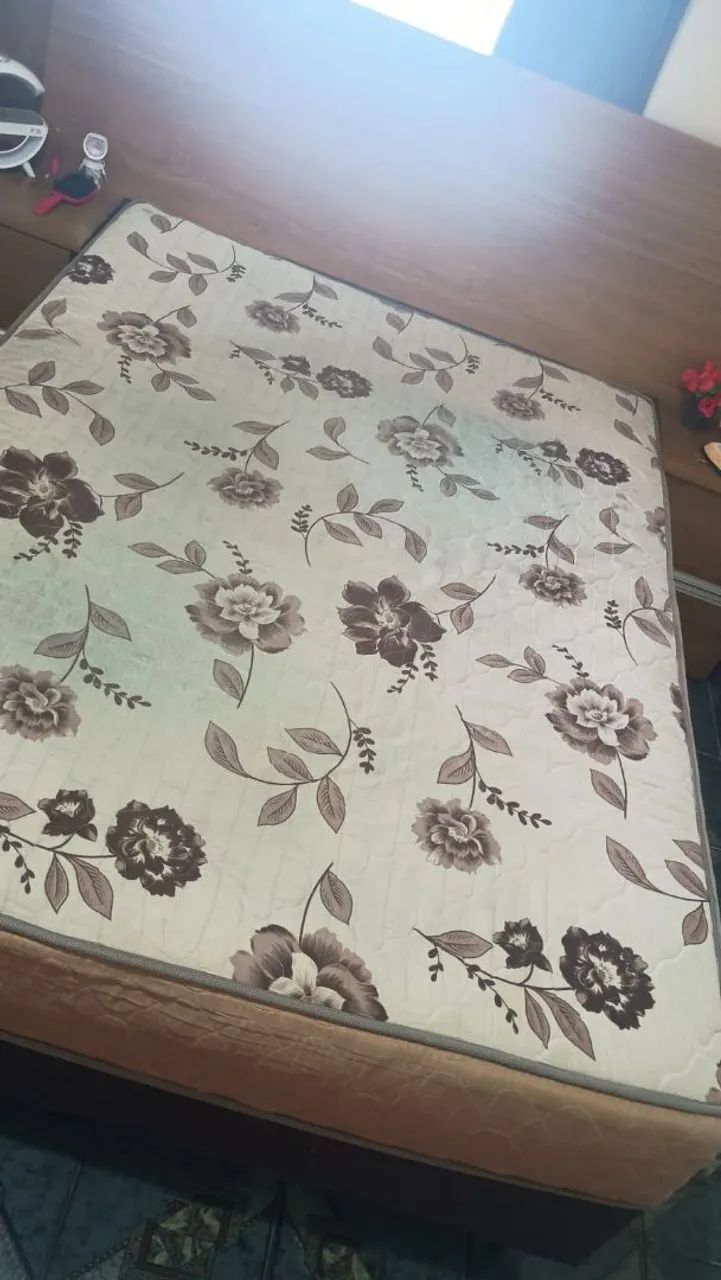 Cama de casal 65171910864899122