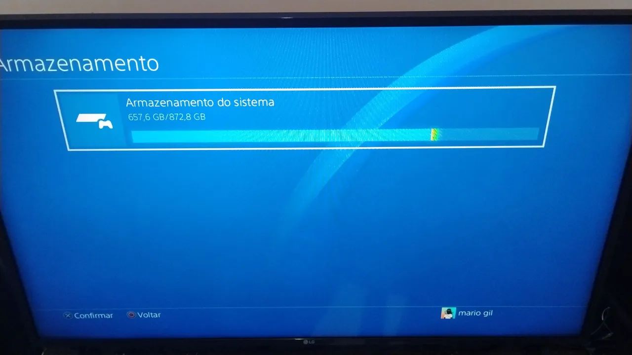 PS4 slim 1 tera com base para carregar o controles - Foto 3