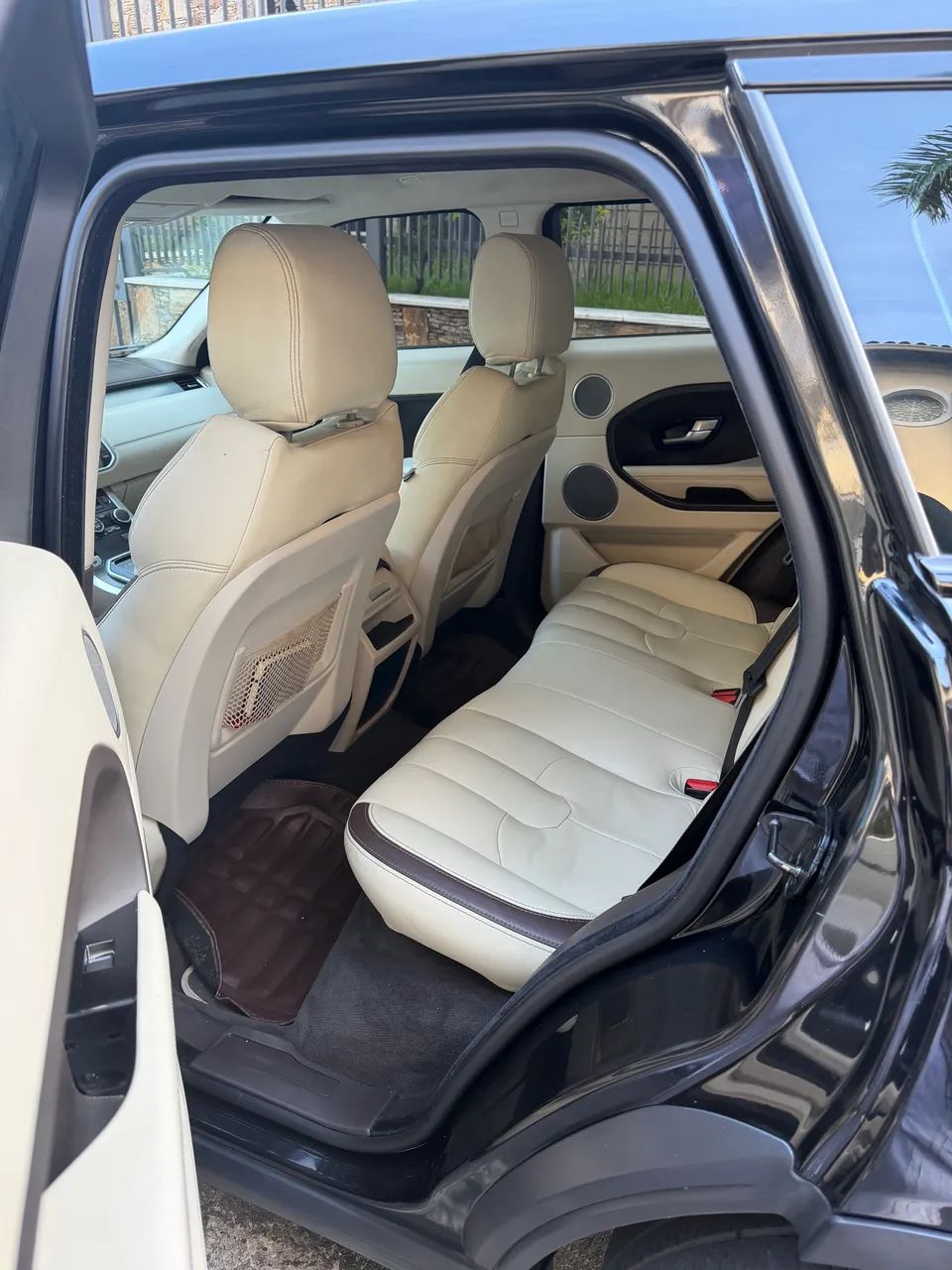 Land Rover Range Rover Evoque Prestigetech 2.2 5P Dies. 2015