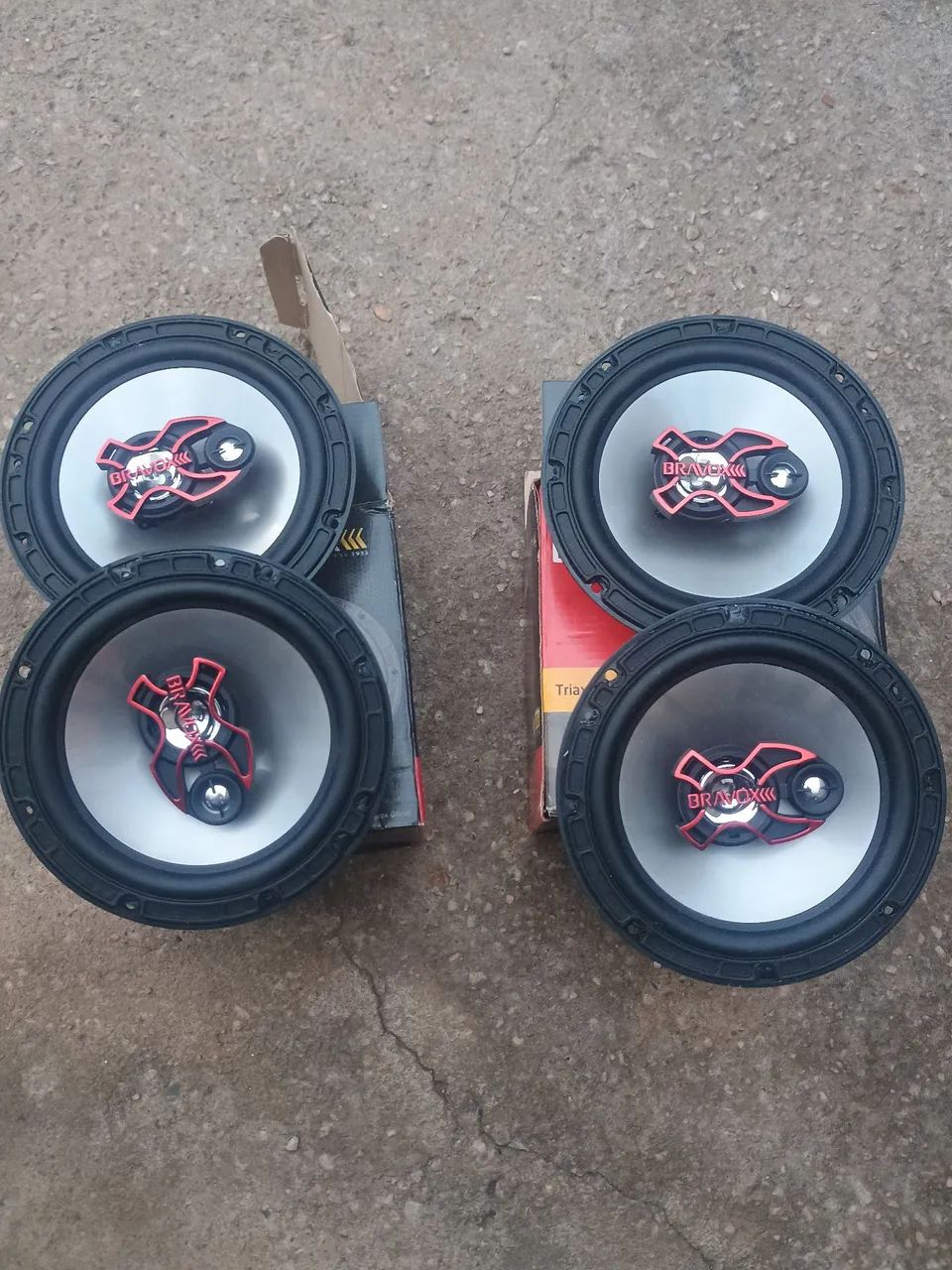 Vendo 4 par de auto falante Zero