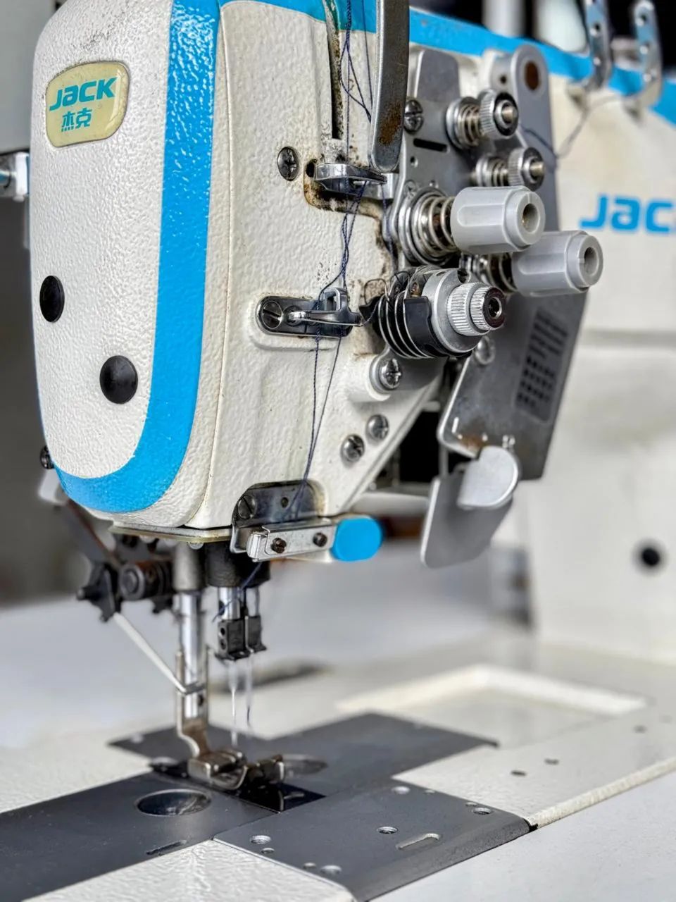 MAQUINA DE 2 AGULHAS ELETRÔNICA JACK TOP DE LINHA - Foto 5