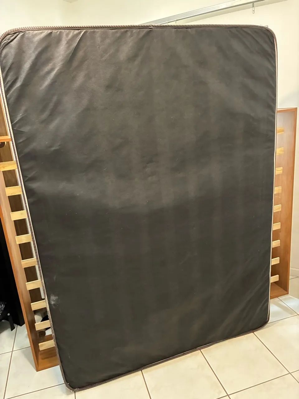 Cama de casal com Colchão  - Foto 2