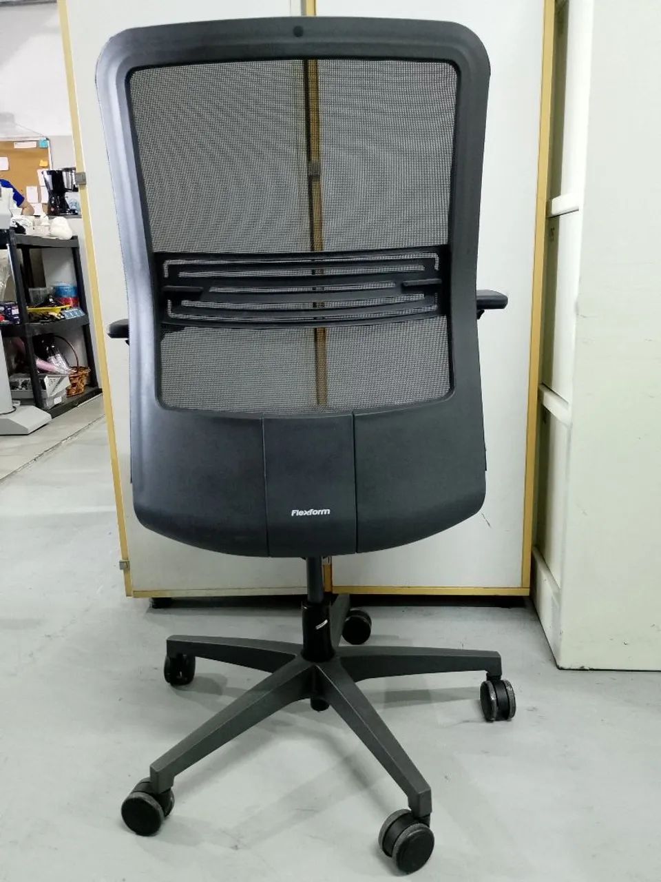 Cadeira Flexform Tecton Presidente  - Foto 2