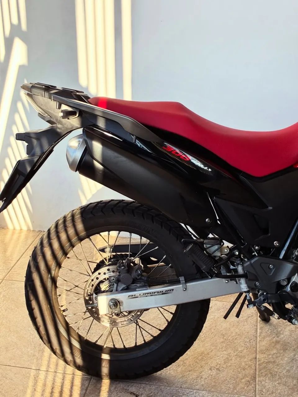 Honda XRE 300 Rally - Foto 4
