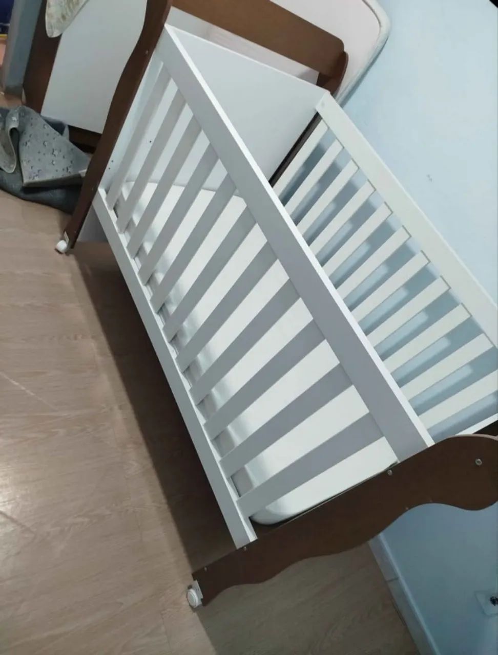Berço que vira cama, marca Mobly novíssimo - Foto 2