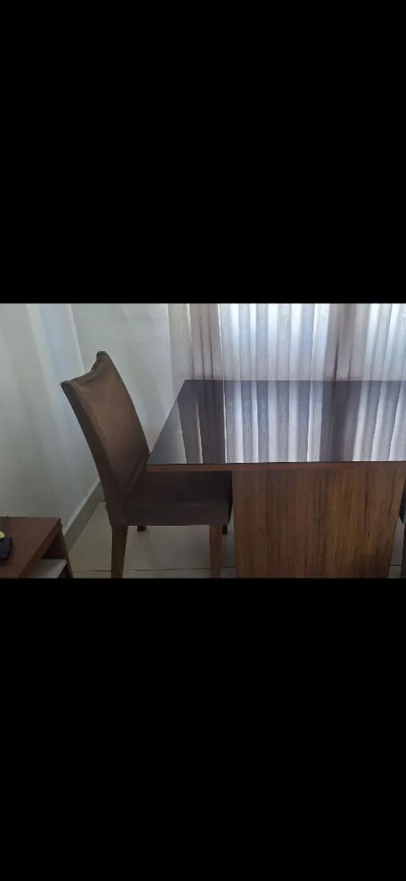 Mesa de vidro com 4 cadeiras - Foto 2