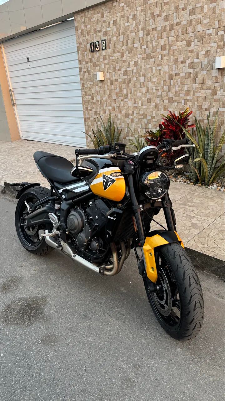 OPORTUNIDADE TRIDENT 660 