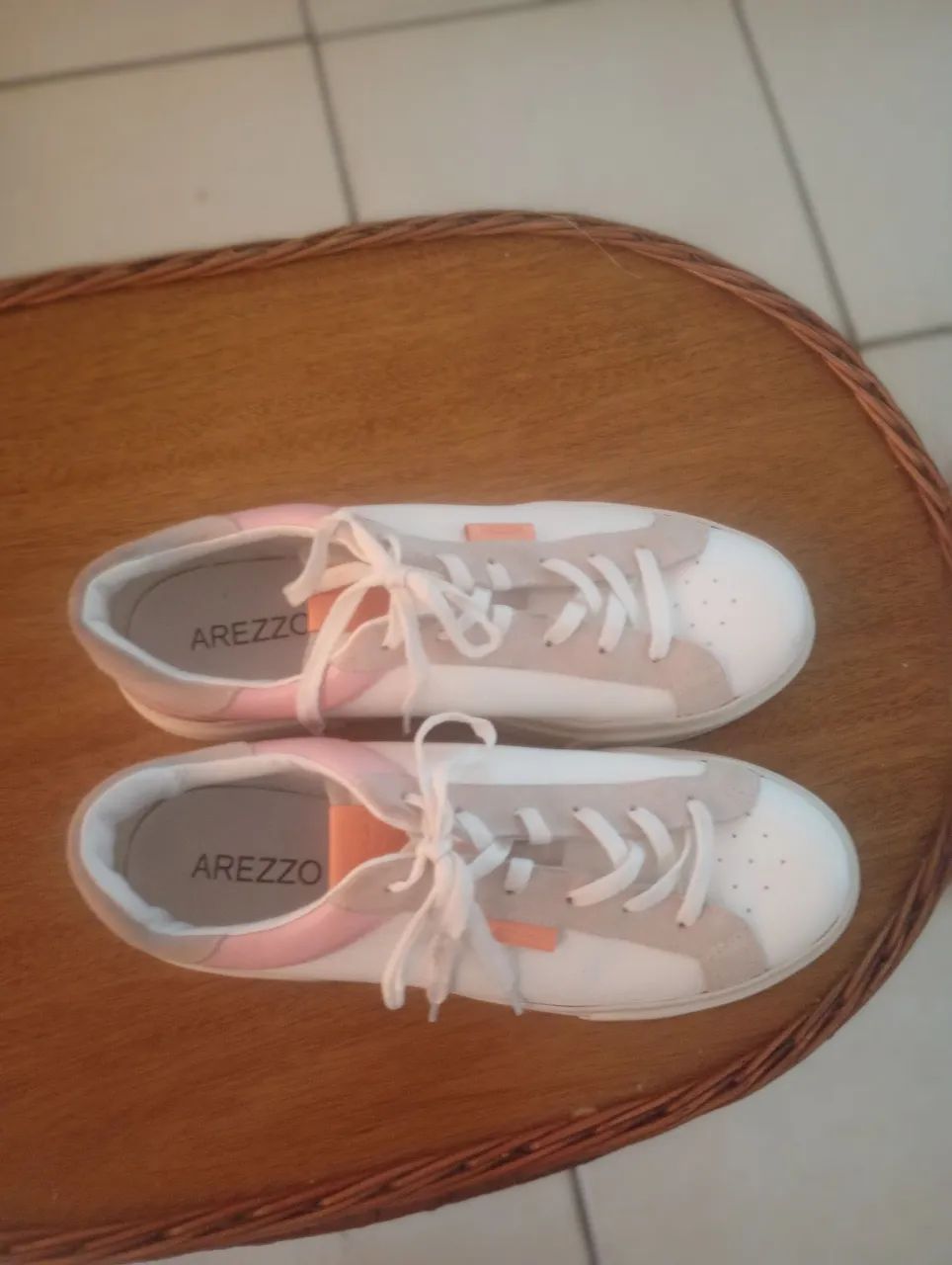 TENIS AREZZO NUMERO 40