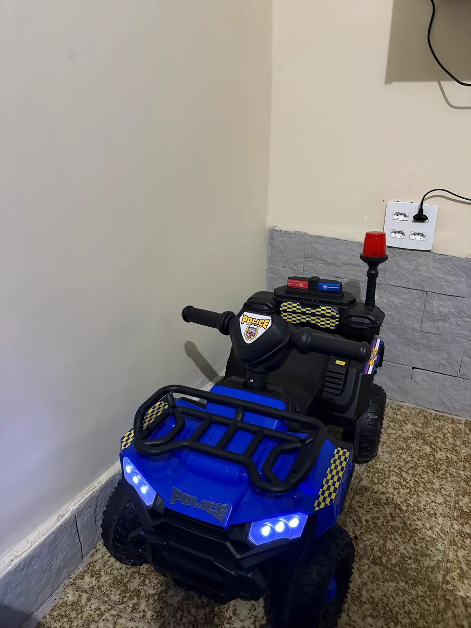 Carro elétrico infantil 6v
